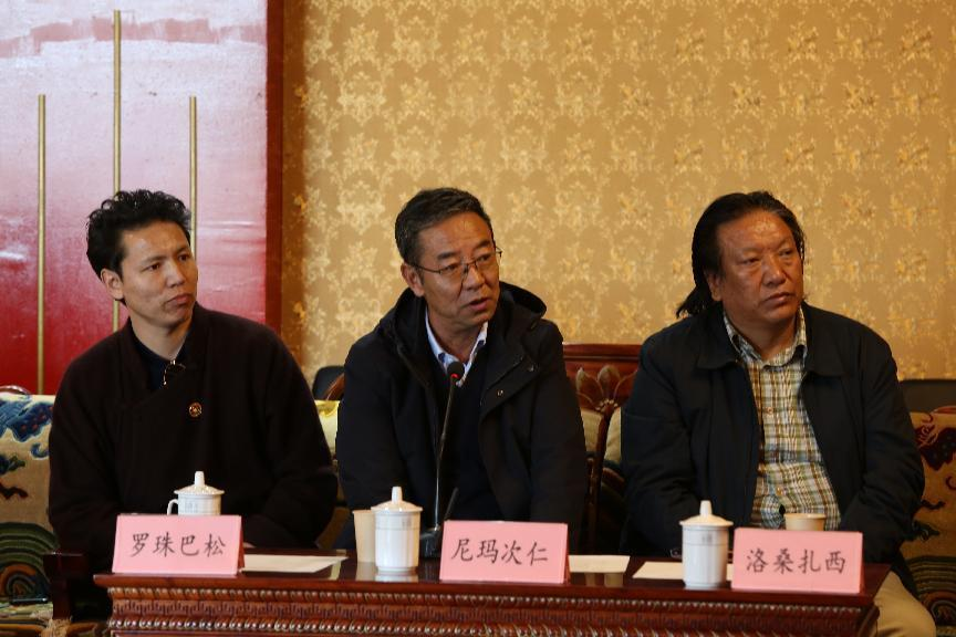 稻城县剧团最新领导