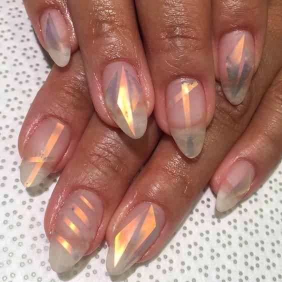 冬季最新指甲时尚潮流指南